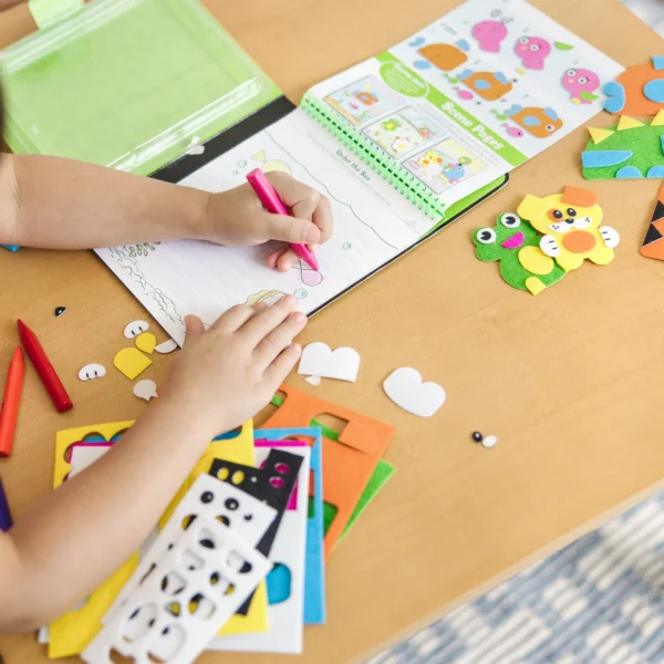 ⁦חוברת יצירת חיות מלבד - מבית מליסה ודאג⁩ – תמונה ⁦5⁩